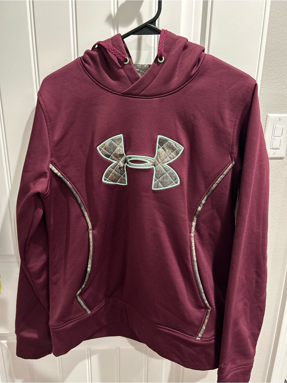 Under Armour Maroon Pullover Hoodie with Camouflage Logo